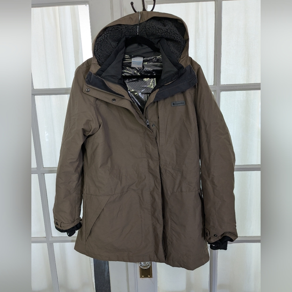 Columbia Women's Brown Ski Jacket